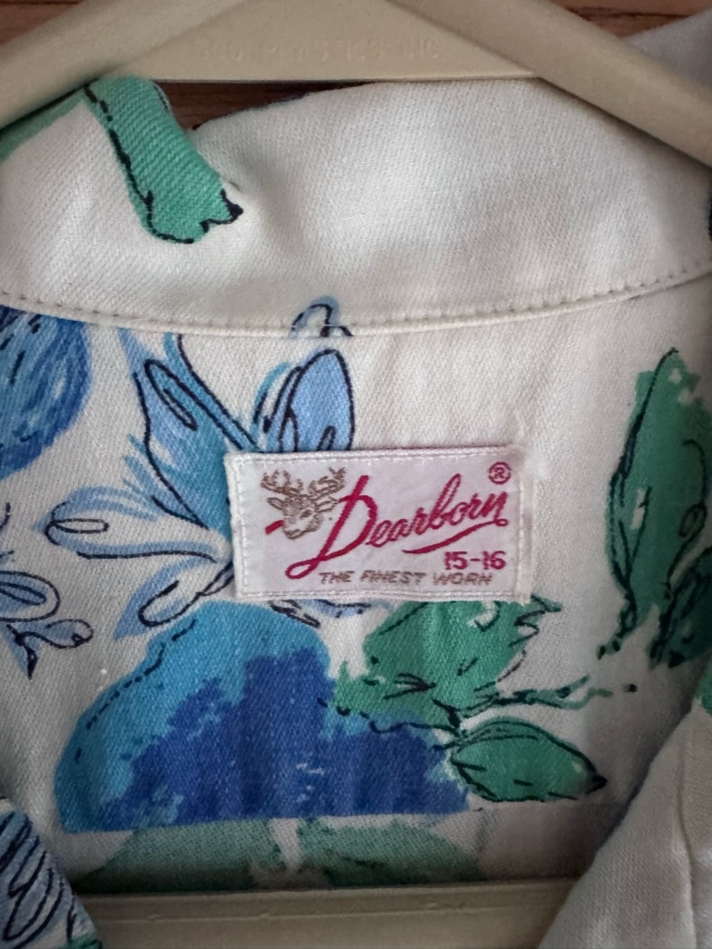 Bundle of 5 Vintage Button Down Short Sleeve Shirts - Picture 6 of 12